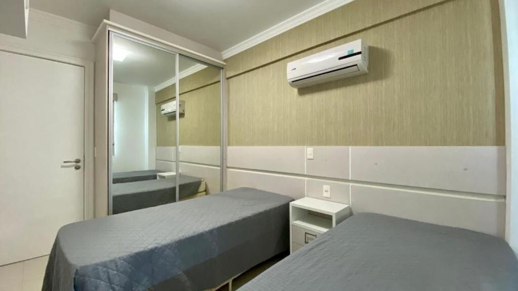 Solar Das Ilhas - Aconchegante Apartamento Na Linda Praia De 4 Ilhas Bombinhas Exterior photo