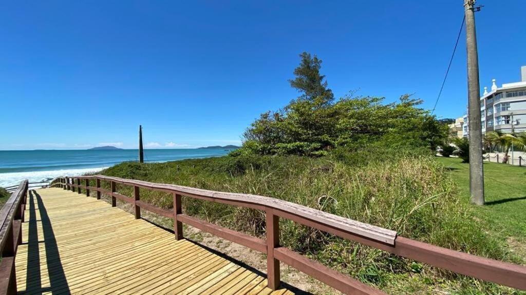 Solar Das Ilhas - Aconchegante Apartamento Na Linda Praia De 4 Ilhas Bombinhas Exterior photo